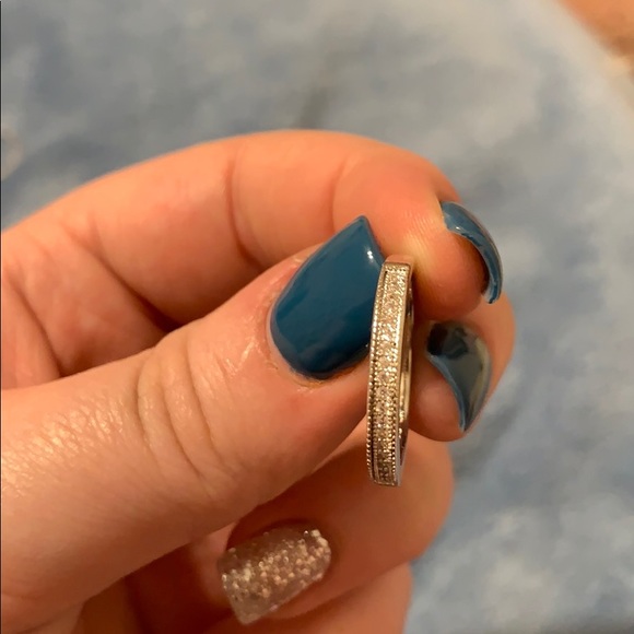 Casual sterling silver white glitter ring - Picture 3 of 4